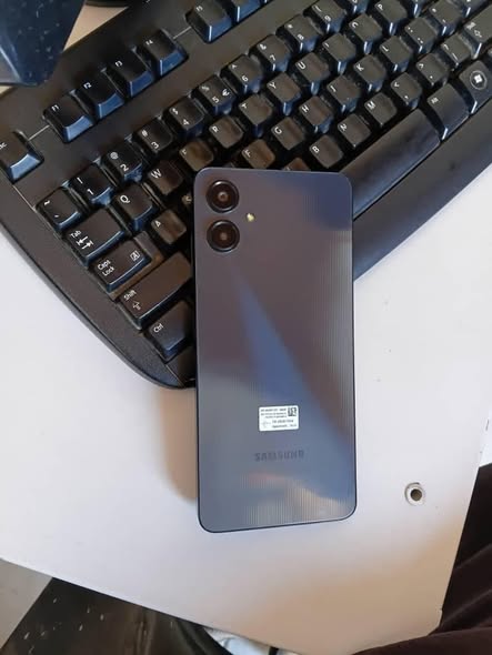 Samsung A06 photo 2