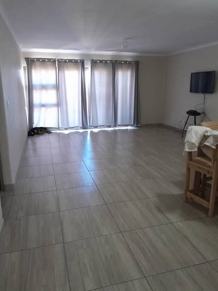 HOUSE FOR SALE IN WALVIS BAY WAKUNA photo 2
