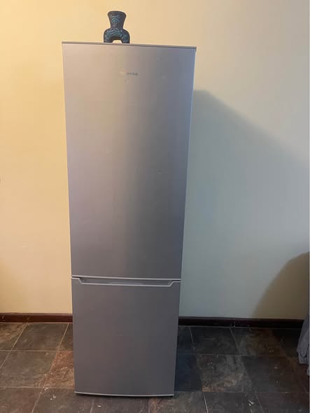 Hisense Fridge Freezer photo 1