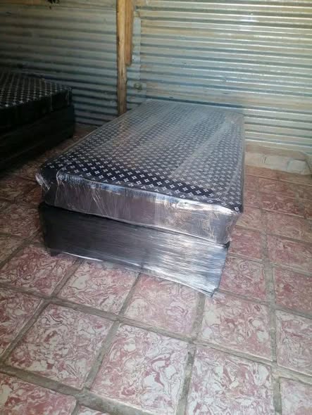 Single Bed photo 1