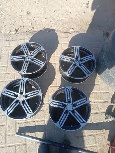 Polo 5, 6 Rims  Size 15 photo 2