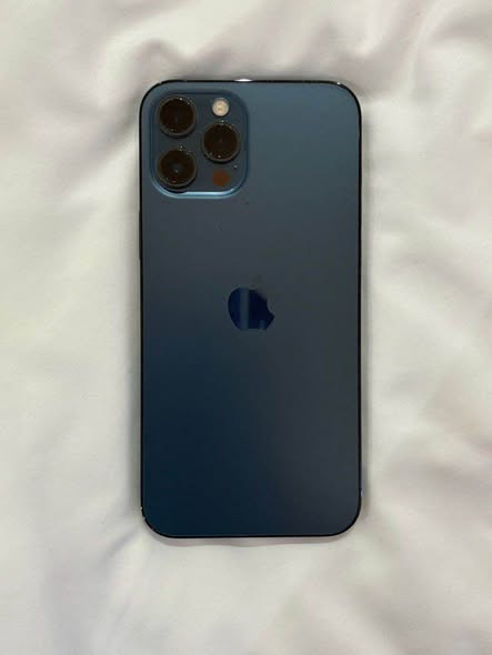 iPhone 12 Pro Max photo 2