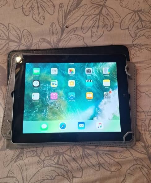 Ipad 4 gen photo 2
