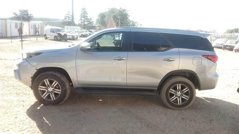 TOYOTA FORTUNER 2.8GD-6 4X4.. photo 2