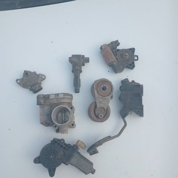 Parts photo 5