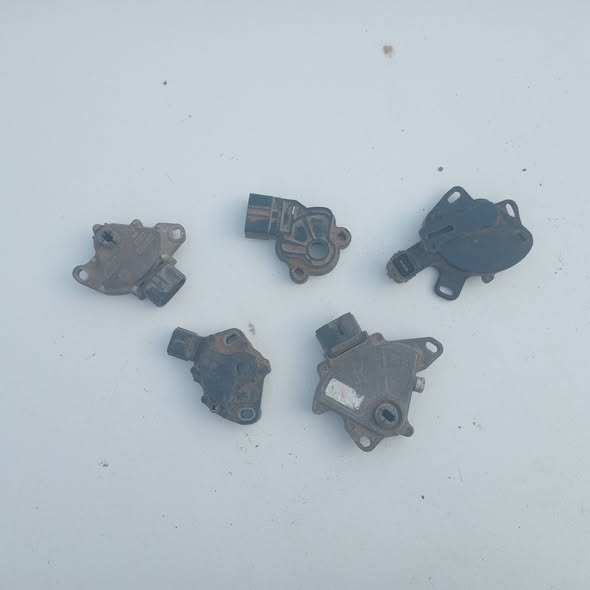 Parts photo 4