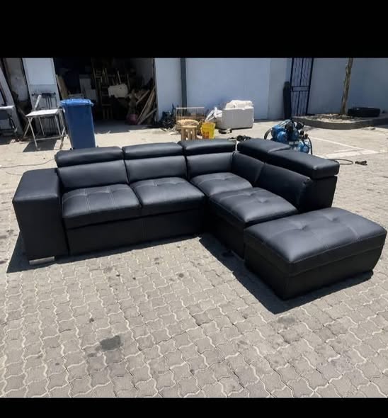 COUCHES photo 2