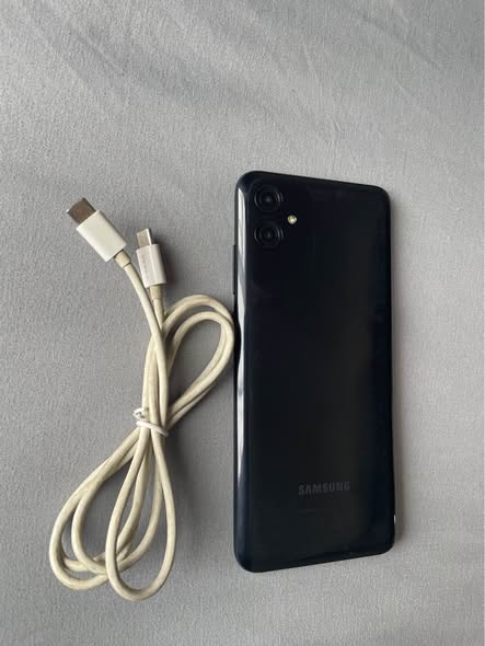 Samsung A04e photo 4