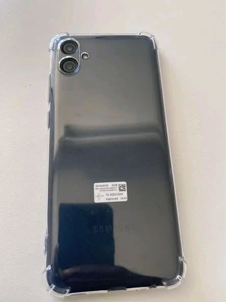 Samsung A04E photo 1