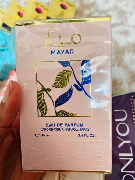 Perfumes photo 2