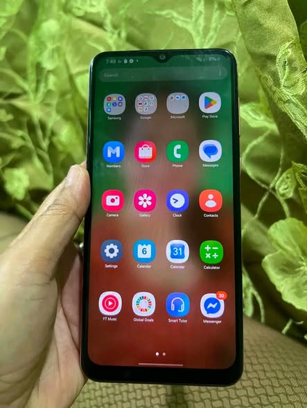 Samsung A04 photo 2