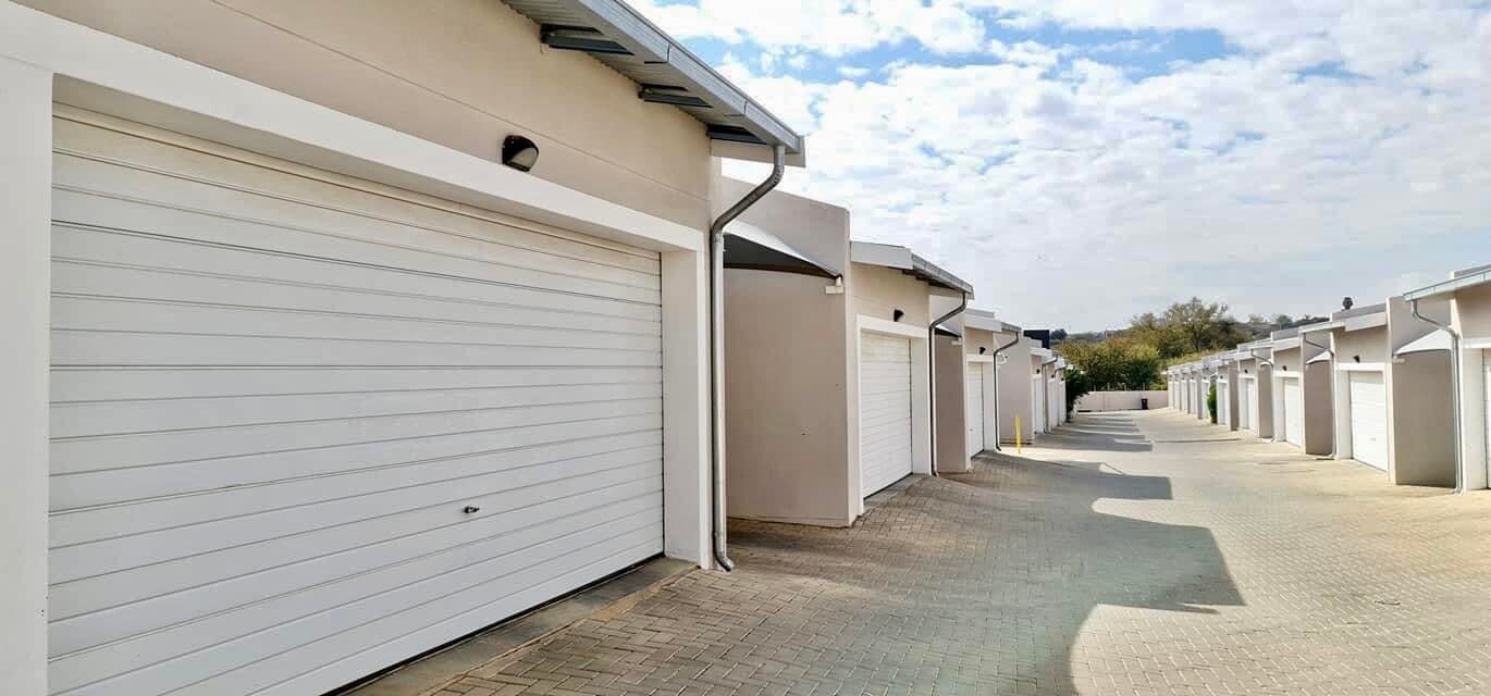 PIONIERSPARK EXT. 1 Townhouse For Sale for sale in Windhoek Houses