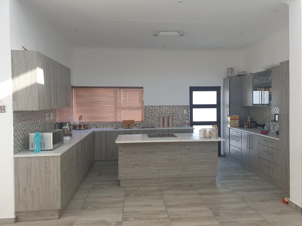 Freestanding home for rent in Windhoek Houses for rent Kalahari