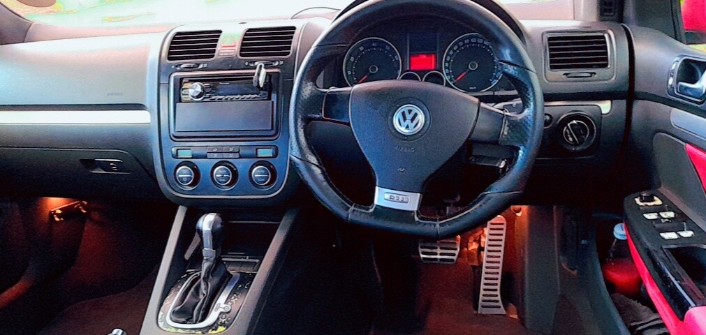 Vw GOLF 5 GTI photo 6