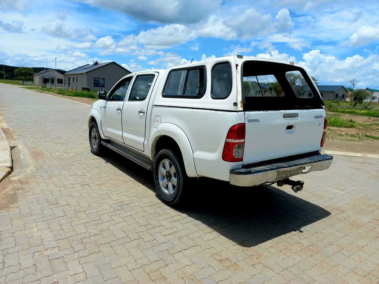 Toyota Hilux VVTI photo 11