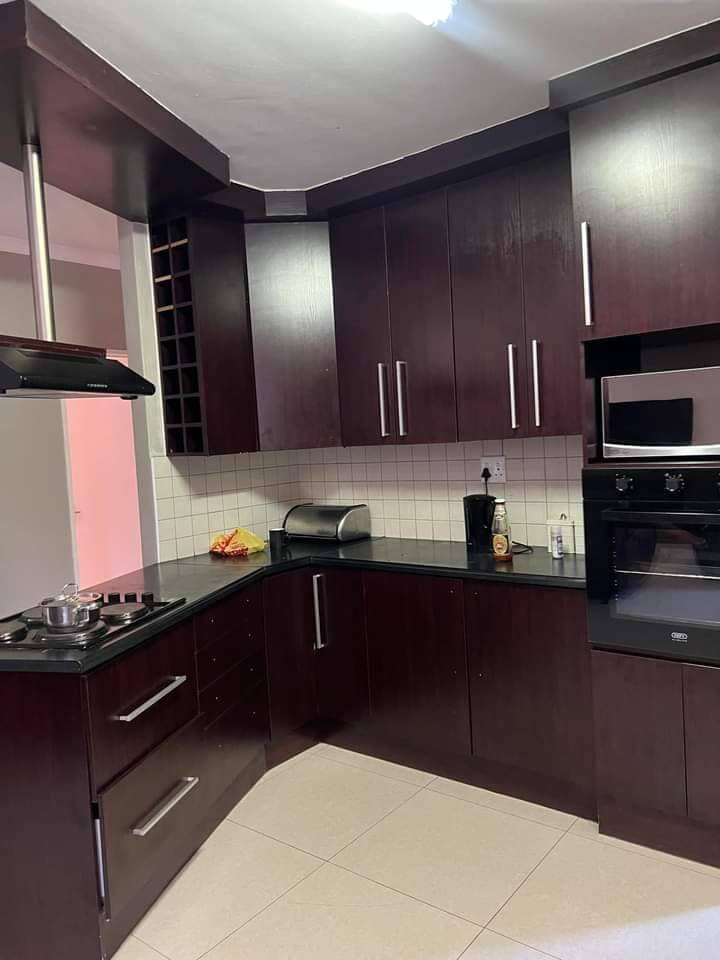 3BEDROOM HOUSE FOR RENT ROCKY CREST N12 000 PM PLUS DEPOSIT 0816583230