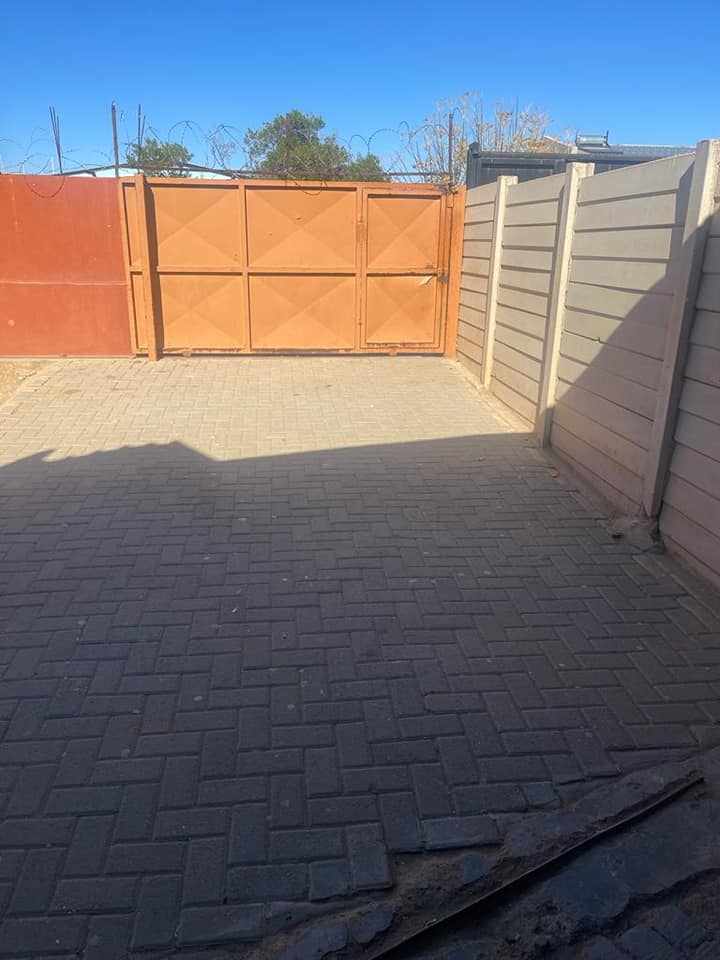 HOUSE FOR SALE for sale in Windhoek Houses for sale Kalahari Deals