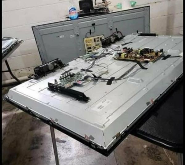 We buy broken TV'S for sale in Windhoek TVs Kalahari Deals Namibia