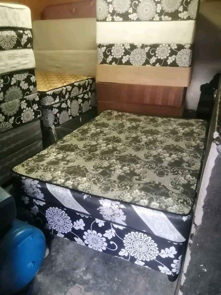Double beds and single beds for sale in Windhoek Beds Kalahari