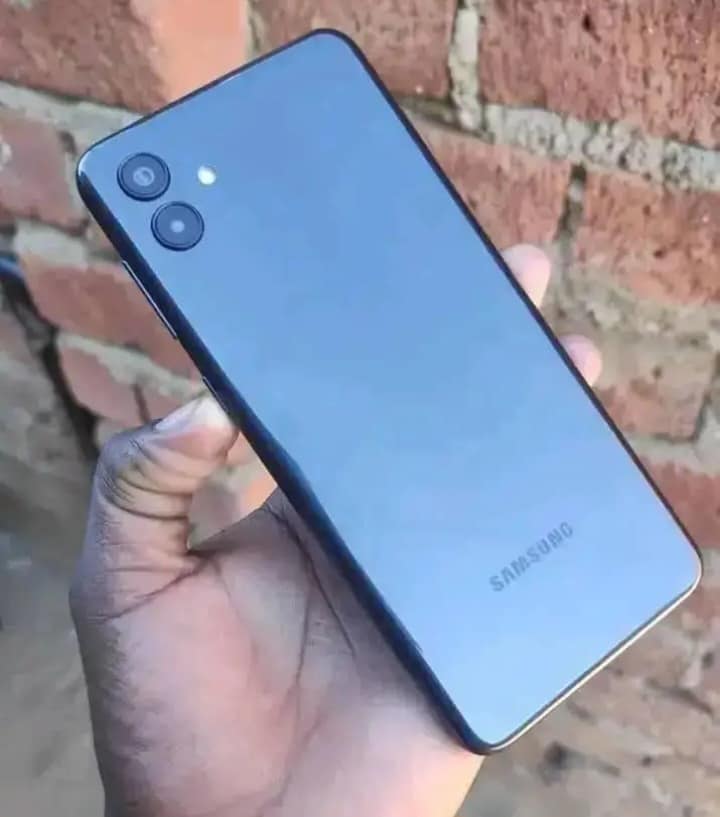 Samsung A04e for sale in Windhoek Cellphones Kalahari Deals Namibia