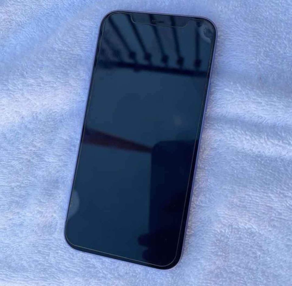 Iphone 12 photo 2