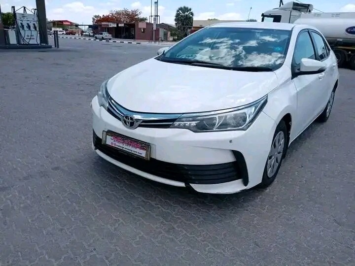 USED 2017 Corolla presitege 1.3L Petrol photo 1