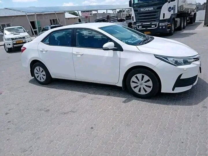 USED 2017 Corolla presitege 1.3L Petrol photo 3