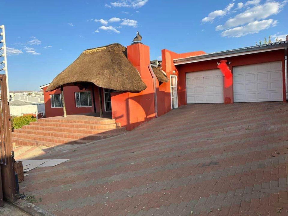 House For sale Kleinne kuppe for sale in Windhoek Houses for sale