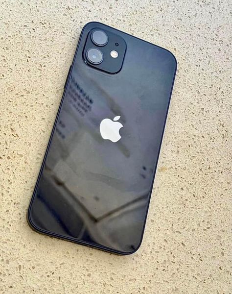 iPhone 12 128GB photo 3
