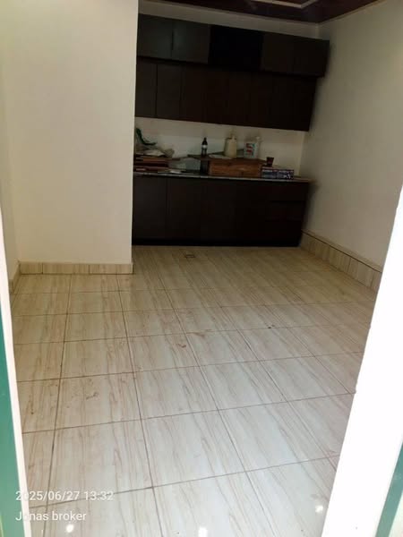 House for rent photo 2
