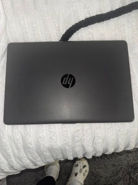 HP Laptop photo 2