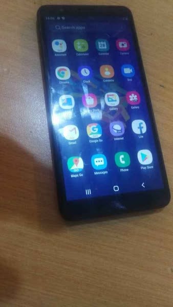 Samsung A3 photo 4