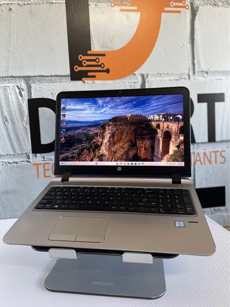 HP ProBook i7 photo 1