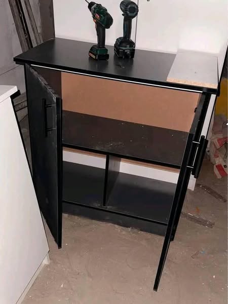 Kitchen Cupboards photo 4