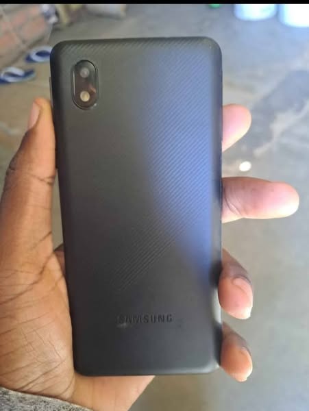 Samsung A3  16gb photo 2