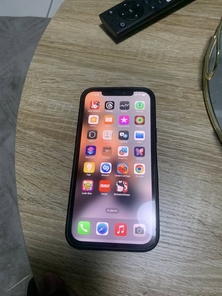 iPhone 12 Pro Max photo 1