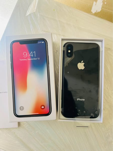 iPhone X 256GB photo 4