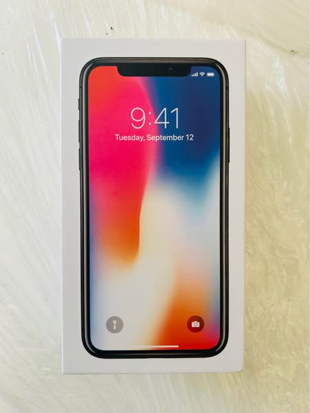 iPhone X 256GB photo 5
