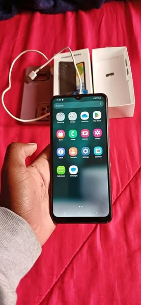 Samsung A04s 64gig photo 1
