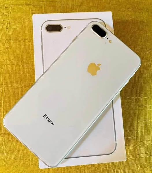 iPhone 8 plus photo 2