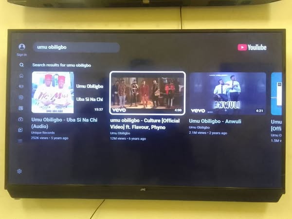 55 inches JVC smart TV photo 4