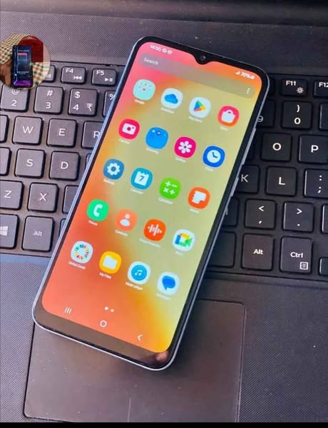 Samsung A04e photo 1