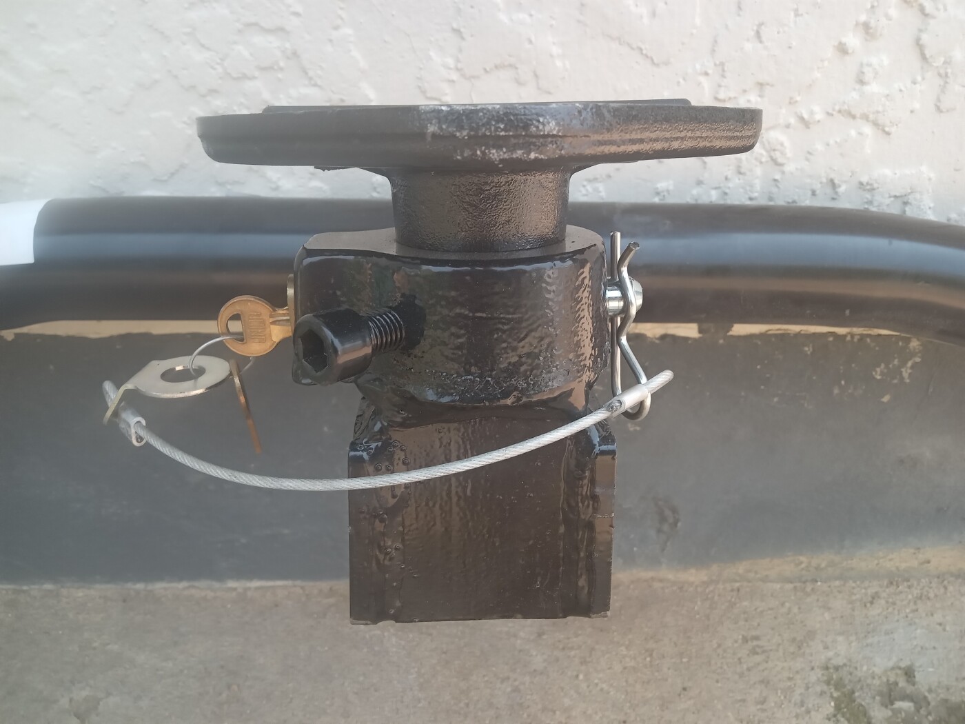 Towbar for VW polo photo 1